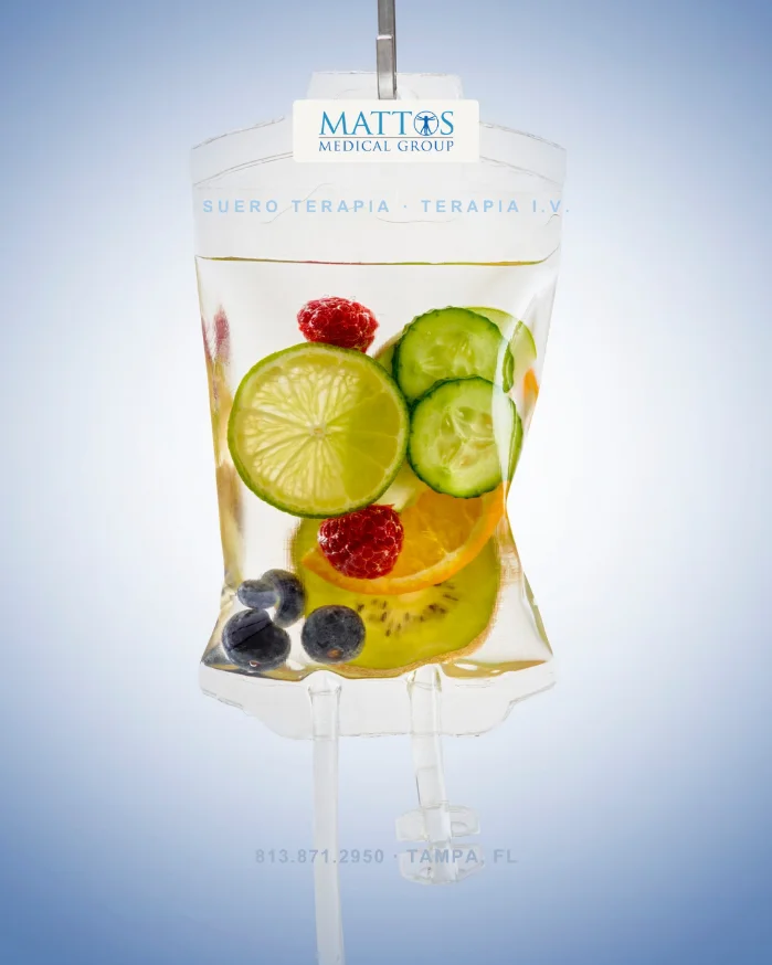 Bolsa IV con frutas — hidratación intravenosa